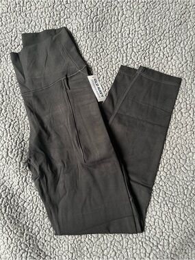Old Navy Black Extra High-Rise Pocket Leggings